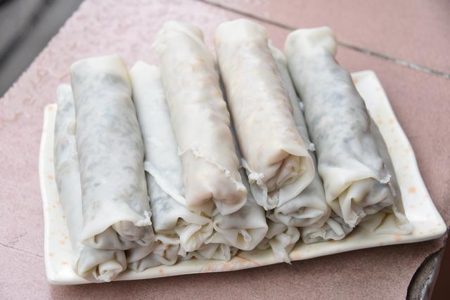Hakka Bundled Rice Rolls